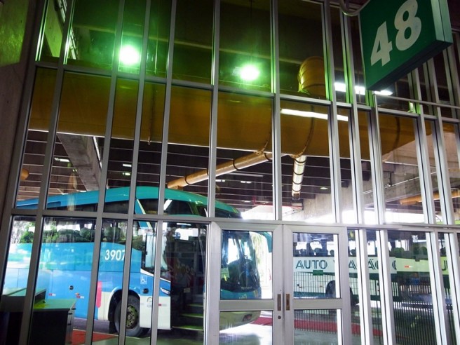 繼紐約市之後，全球第二大的巴士總站