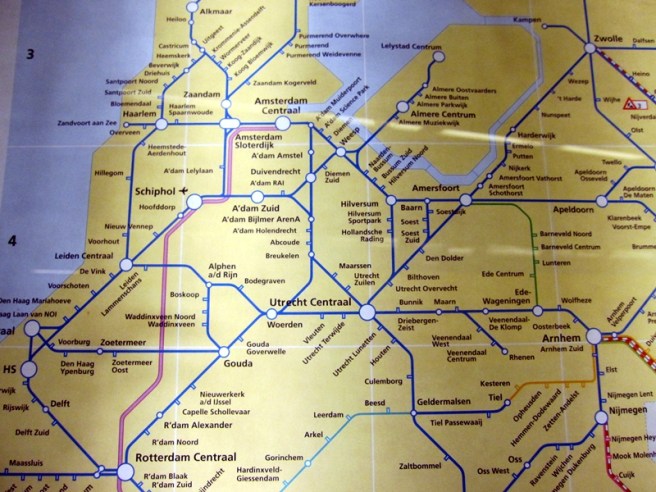 歐洲的火車網絡很方便，不過今次只到Amsterdam和附近的Keukenhof Garden