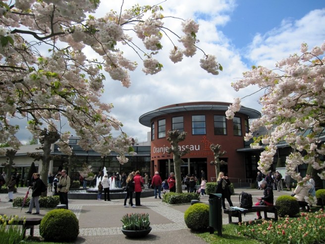 花園有餐廳，可以花一整日慢慢享受