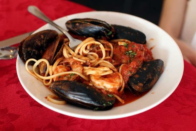 到達Devonport，已經差不多兩時多，很多餐廳都己經關門，幸好還有一家意大利餐館可以吃，味道還不錯