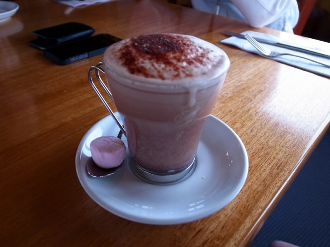 應該在這裡住上一晚，那就不用那麼趕