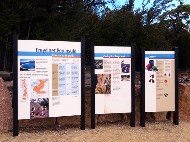 來到了Freycinet national park的Visitor Centre。這裡要買National Park的入場卷，不過我們在Cradle Mountain時買了一個月有效的就不用再買。