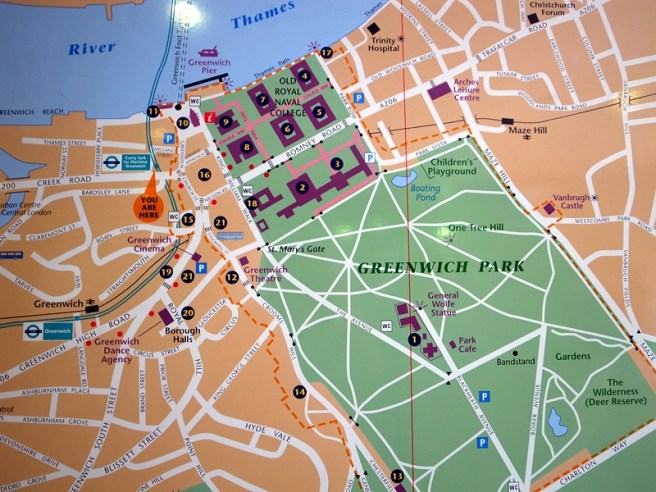 大約多坐五個站就到達Cutty Shark站，原本以為要坐多一個站到Greenwich，不過看到很多遊客下車，我也就跟著他們了