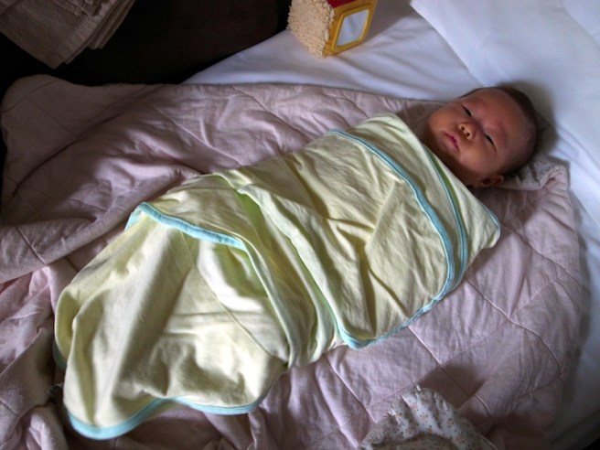 霖霖睡覺的Miracle Blanket