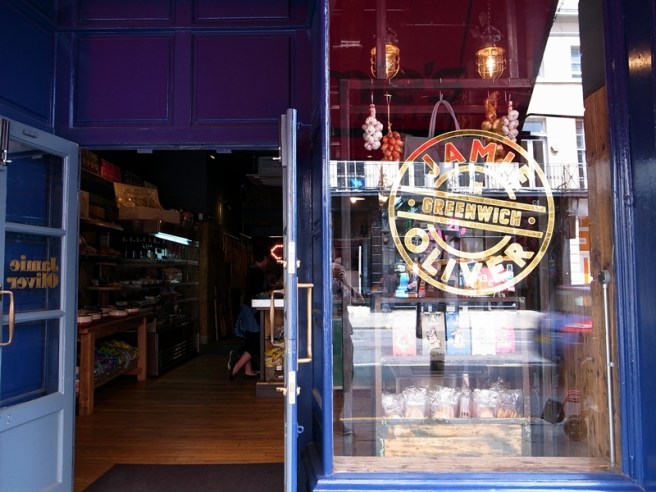 Jamie Oliver Italian餐廳在英國不少城市都有。2013年也會在新加坡和澳洲開亞洲區的第一家分店