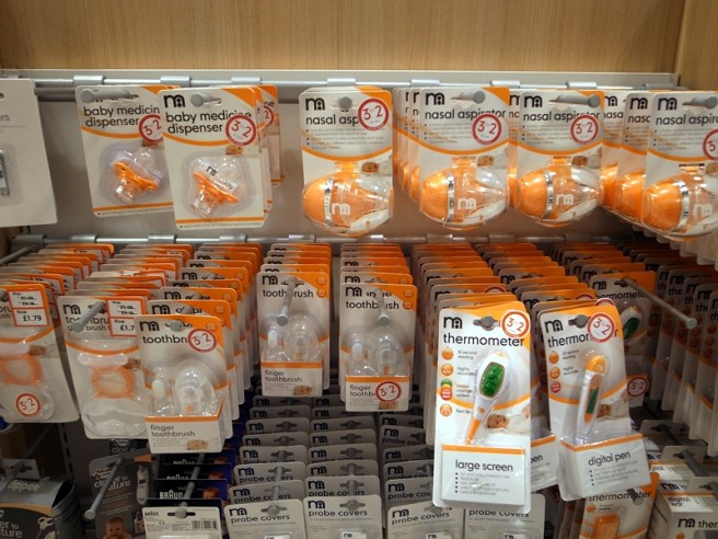 mothercare自家品牌也有3for2，有一個清理鼻孔的噴噴好似幾好，媽媽就唔會要成日攪霖霖個鼻